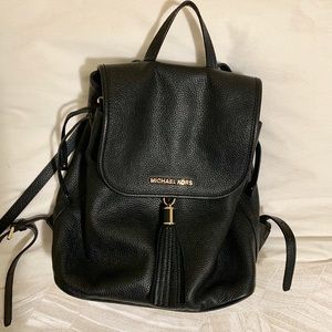 Michael Kors Leather Backpack 🎒🖤